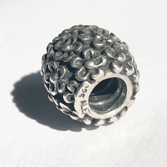 PANDORA Rare Perfect Posies Charm Floral 
Retired Flower Bead - 790566 - Picture 3 of 8